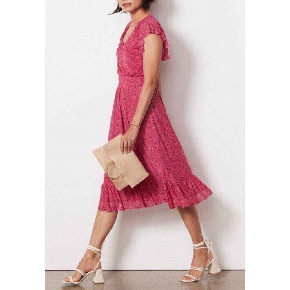 EVEREVE Elena Size Small Flutter Sleeves Pink Ditzy Floral Dress Tiered Hem